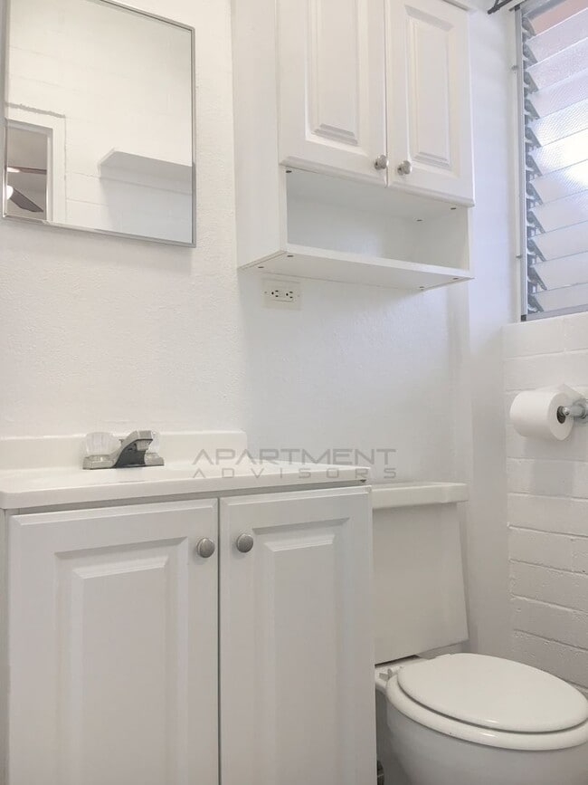Building Photo - 264 Kaiulani Ave-Unit 10