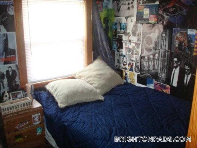 Building Photo - 27 S Crescent Circuit