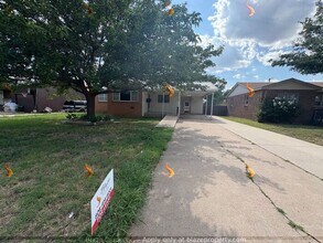 Building Photo - 4 bedroom 2 bathroom home in Lawndale read...