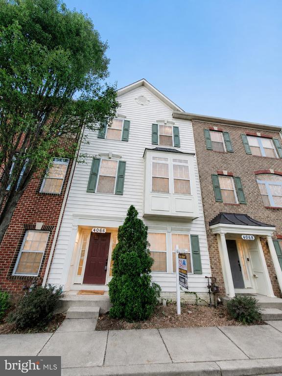 Building Photo - 4066 Finsbury Lane