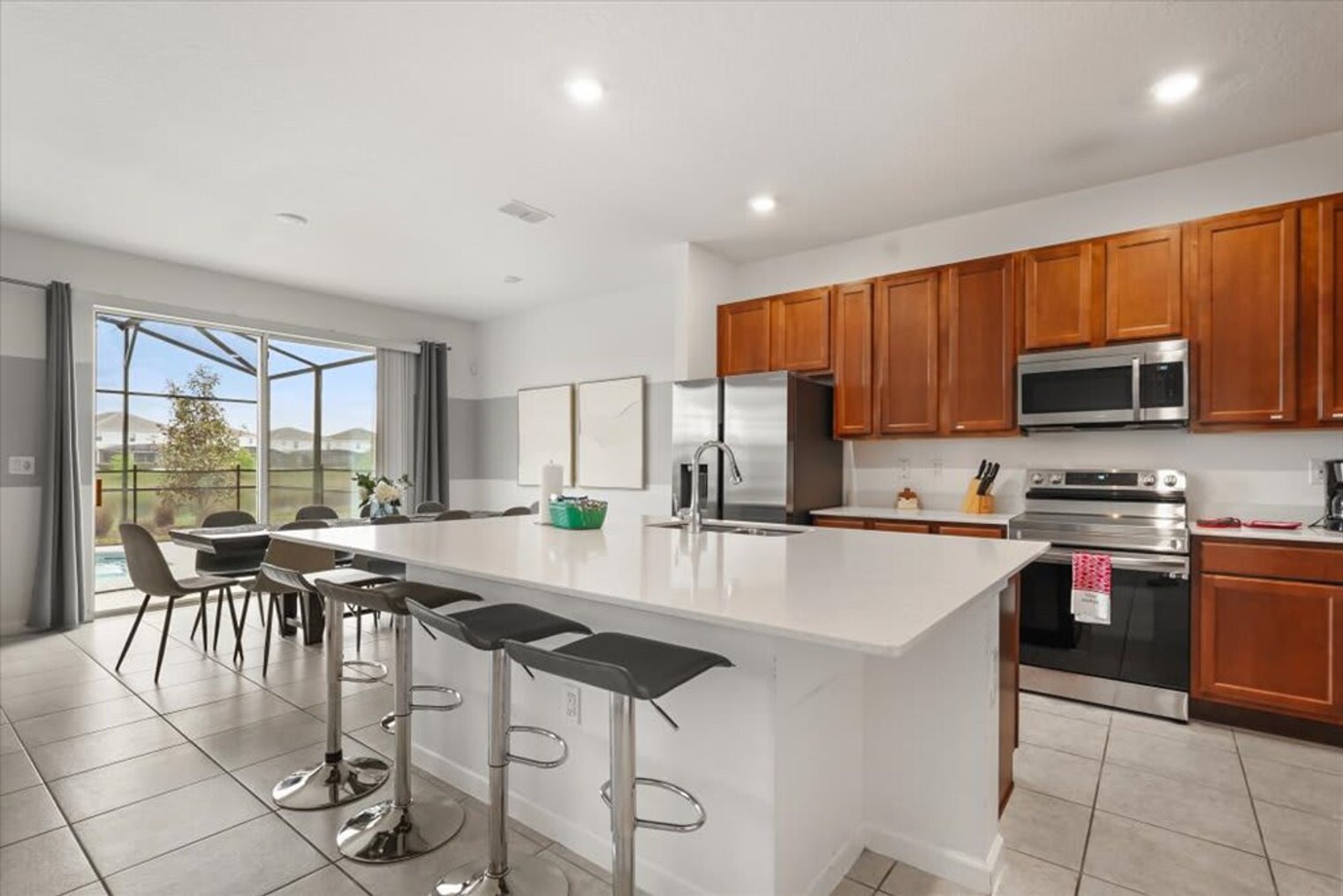 Building Photo - 301 Ballo Dr