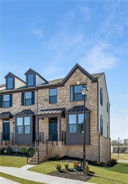 Building Photo - 3000 Zuma St