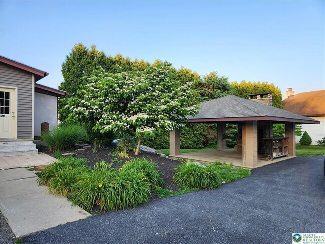 Building Photo - 5545 PA-873