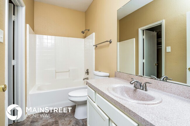 Building Photo - 1611 Emily Ln