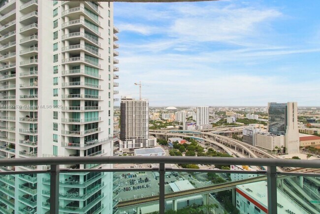 Building Photo - 350 S Miami Ave