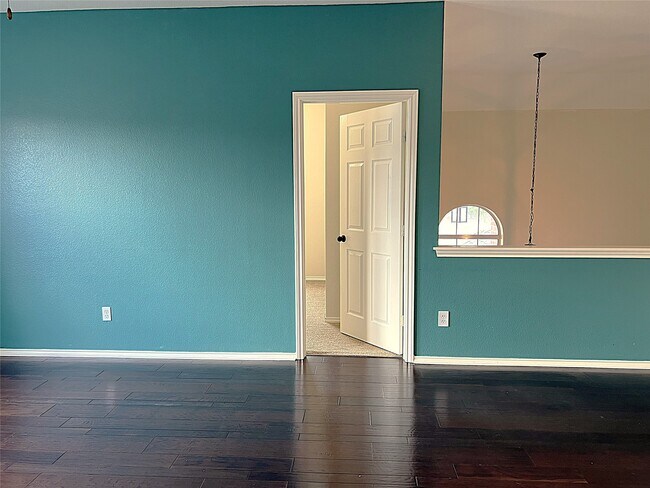 Building Photo - 12919 Cascadia Knoll Ct
