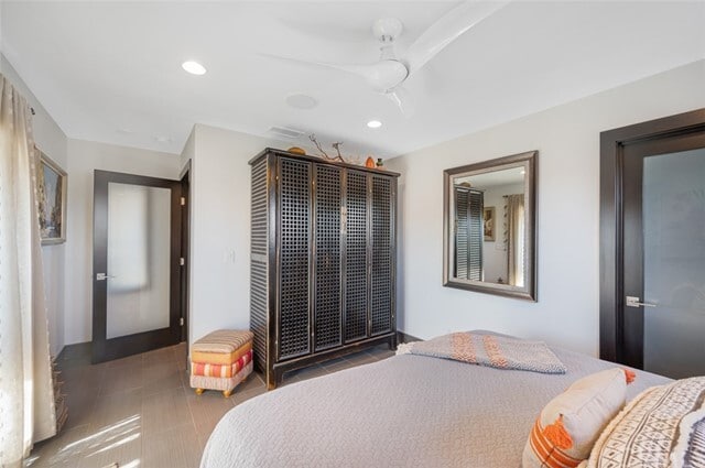 Building Photo - 16341 Hollywood Ln