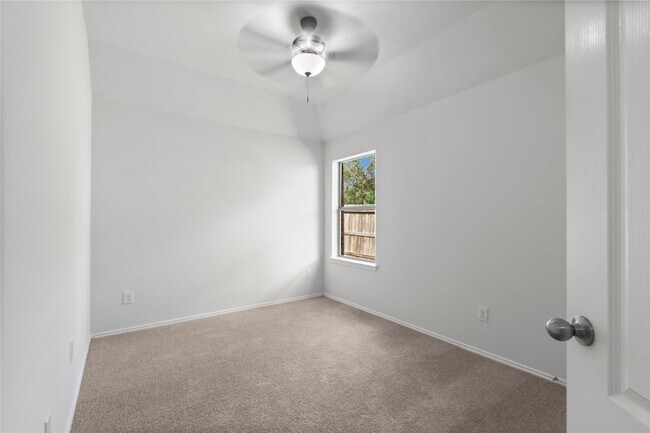 Building Photo - 3608 Mahogany Trail