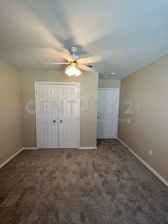 Building Photo - Nice 3/2 on Cul-De-Sac in Weatherford For Rent!