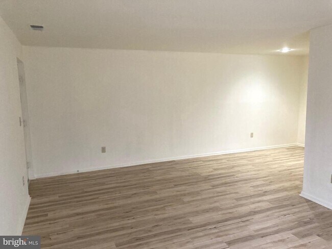 Building Photo - 10604 Partridge Ln