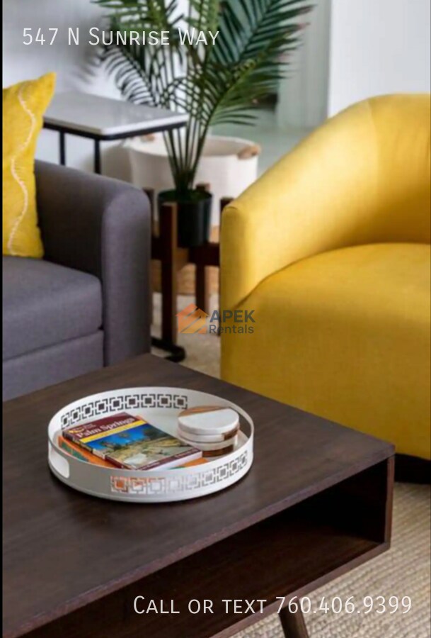 Building Photo - 547 N Sunrise Way