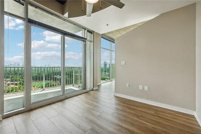Building Photo - 250 Pharr Rd NE