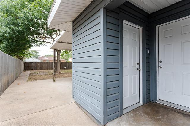 Building Photo - 10265 San Lorenzo Dr
