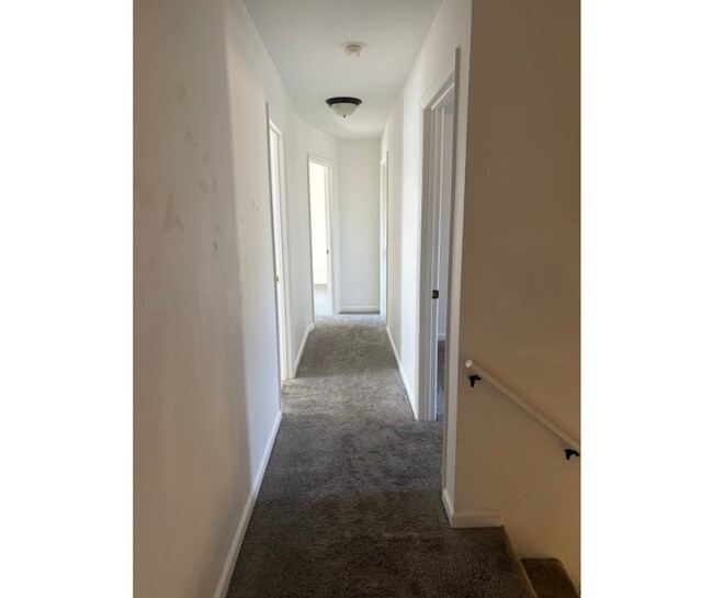 Building Photo - 9512 Imperial Dr