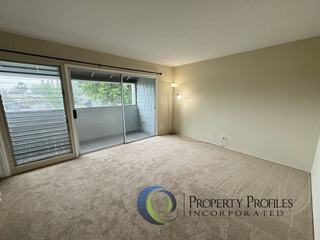 Building Photo - Spacious 3 Bdrm 2.5 Bath Mililani Townhouse