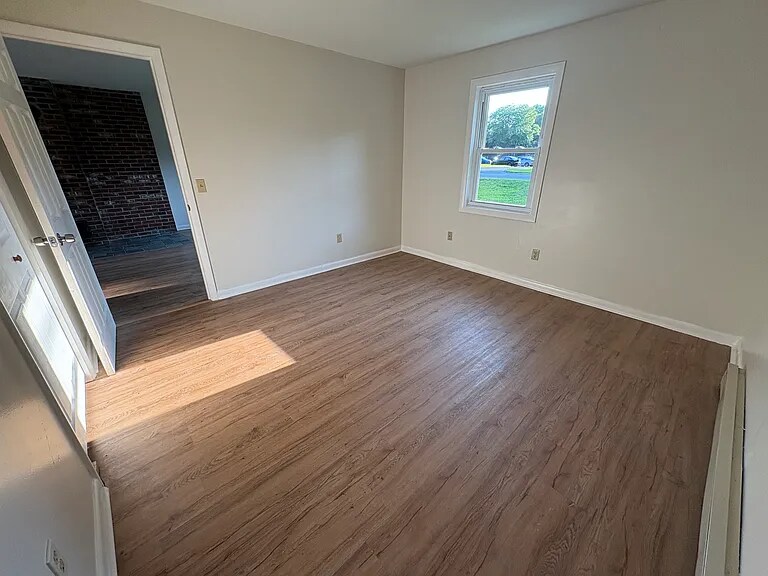 Building Photo - 6 Graves St