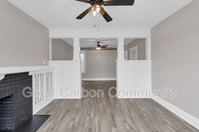 Building Photo - 1378 Hertel Ave