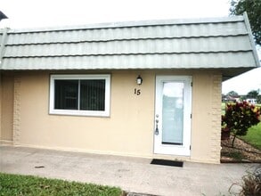 Building Photo - 201 Kings Blvd