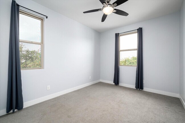 Building Photo - 25822 N 20th Ln