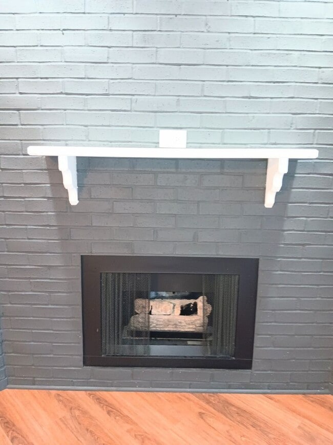 Building Photo - Beautiful Updated Condo in Chesterton