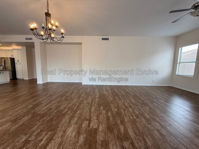 Building Photo - 1234 W Remington Dr
