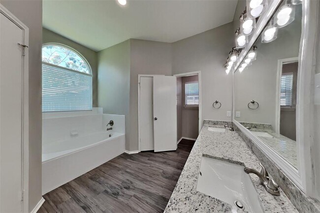 Building Photo - 9123 Reagan Meadow Ct