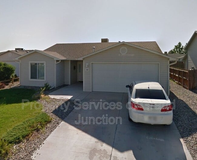 Primary Photo - 314 Catkin St