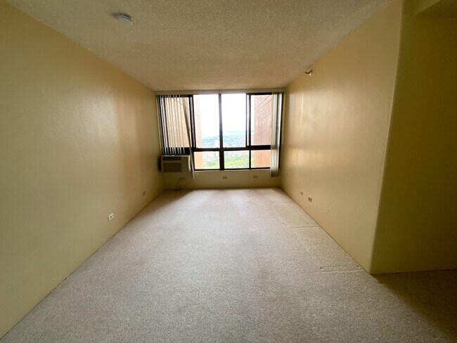 Building Photo - 504YAS