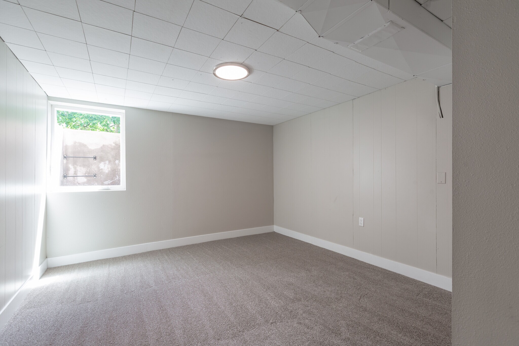 Building Photo - 3728 SE 49th Ave