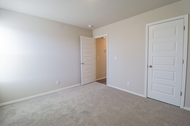 Building Photo - 1506 S 83rd St