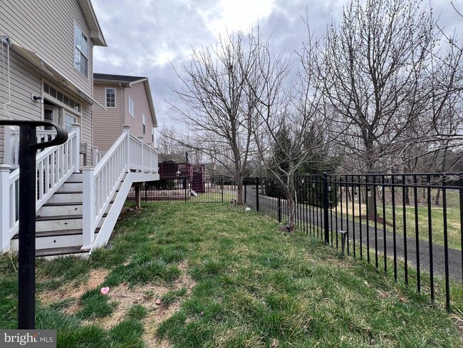 Building Photo - 3925 Beeker Mill Pl