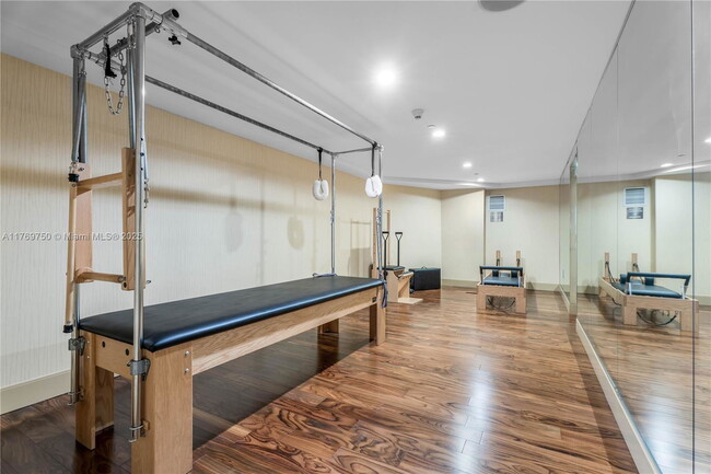 Building Photo - 50 Biscayne Blvd