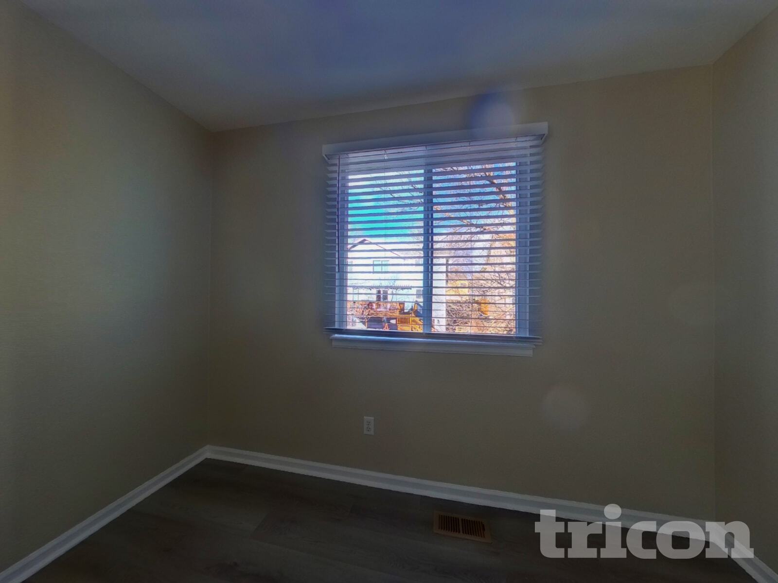 Building Photo - 2691 E 132nd Ave