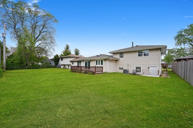 Building Photo - 1315 Prince Dr