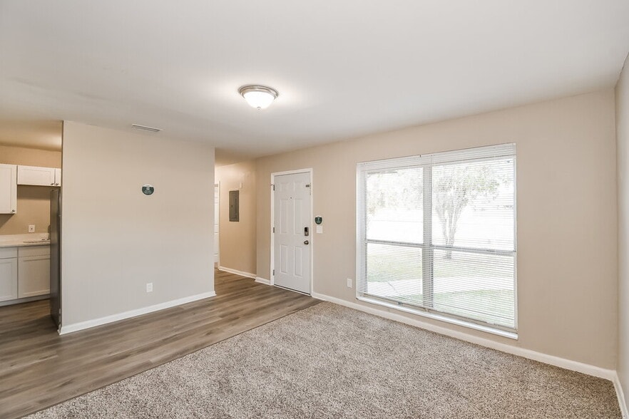 Building Photo - 5135 Archery Ave