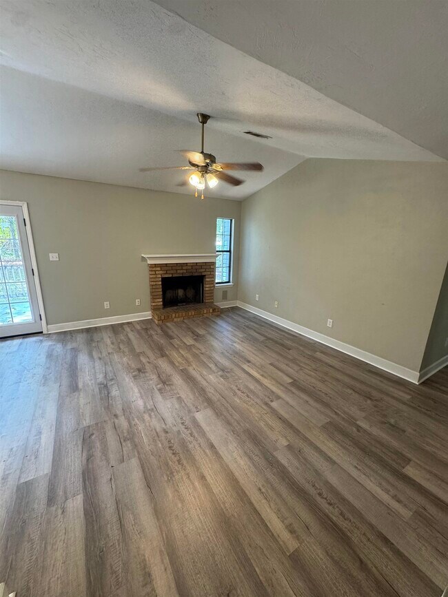 Building Photo - 2768 Faringdon Dr