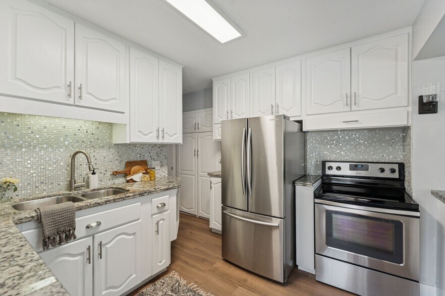 Building Photo - 2937 S 900 E