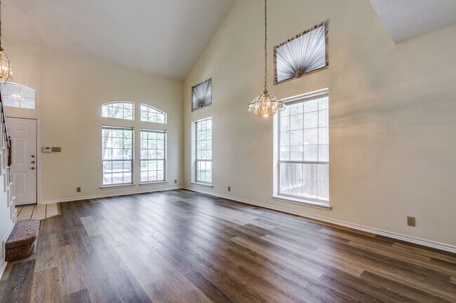 Building Photo - 4-BEDROOM IN WESTCREEK, NORTHSIDE ISD