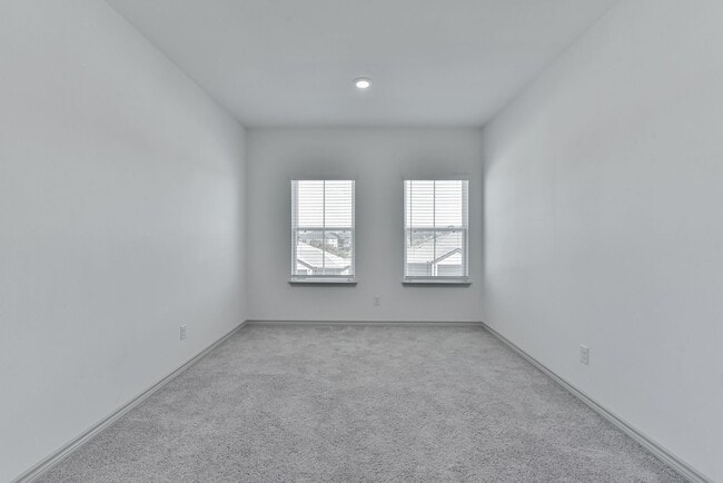 Building Photo - 7915 Gold Dr