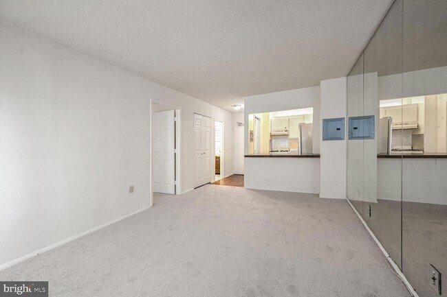 Building Photo - 5500 Friendship Blvd