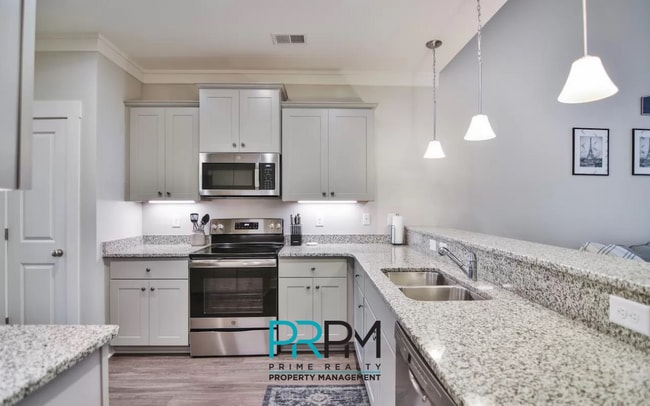 Building Photo - 826 Stonebriar St