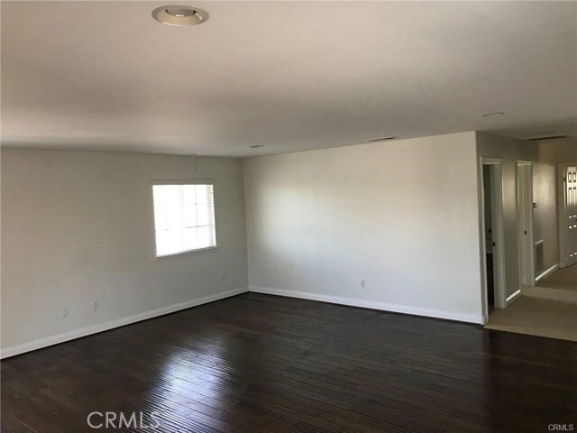 Building Photo - 7602 Pineridge Pl