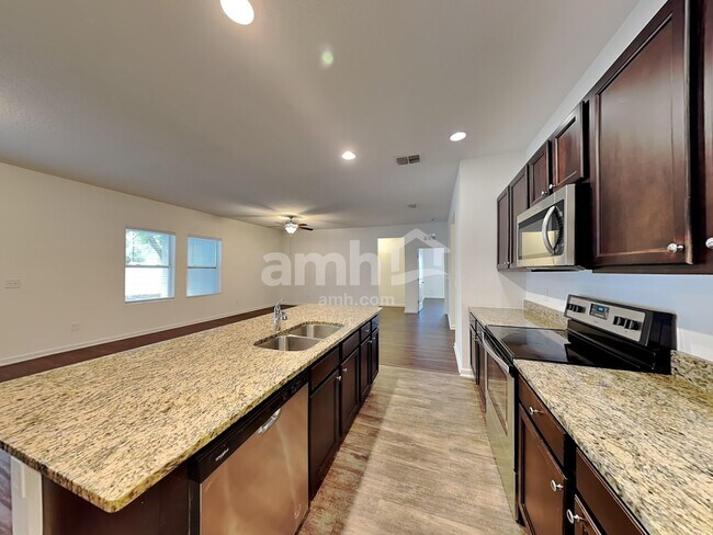 Building Photo - 4766 Osprey Way