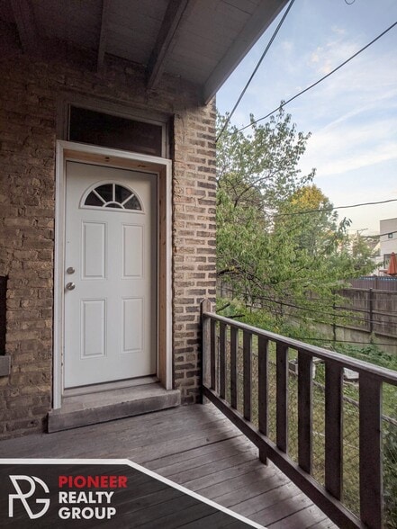 Building Photo - 2317 N Rockwell St