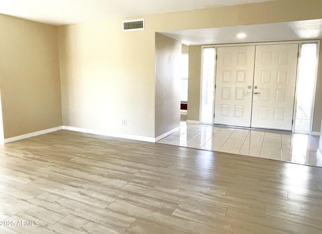 Building Photo - 25835 S Greencastle Dr