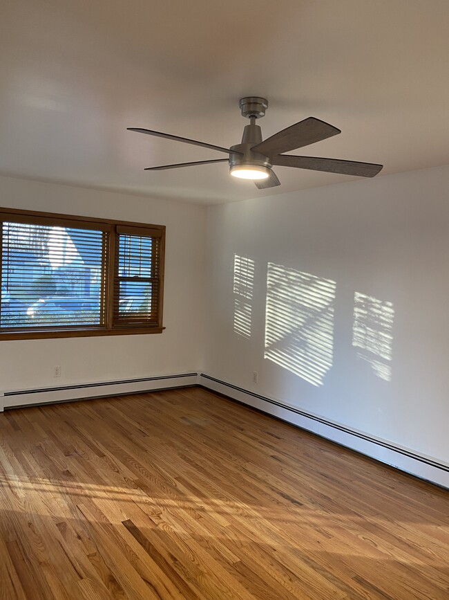 Building Photo - 61 Fulton St