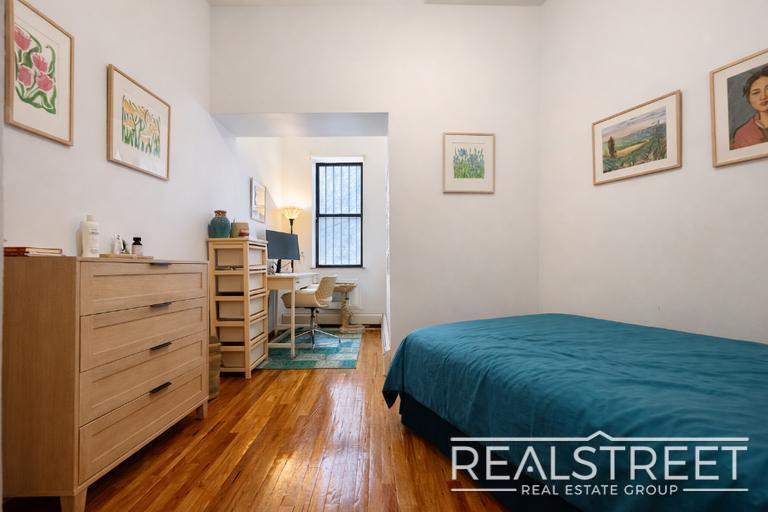Building Photo - Designer Loft | 2 Bed / 2 Bath | ~1,000 SF | 12’ Wood Ceilings | Prime Prospect Heights