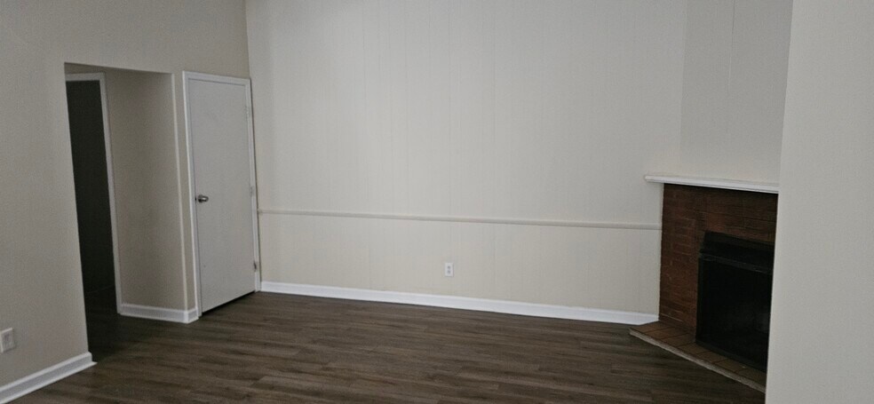 living room - 232 Cincinnati Ave