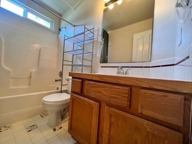 Building Photo - 8137 Waterfowl Ave