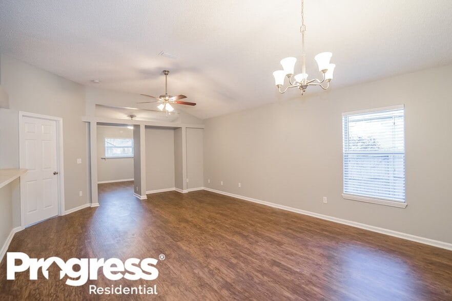 Building Photo - 10439 Brookwood Bluff Rd S